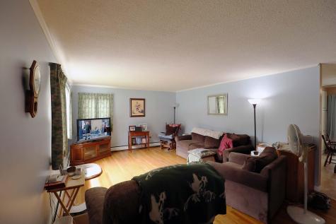 17 Forest Avenue Augusta ME 04330