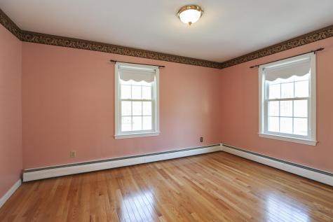 17 Moody Road Standish ME 04084