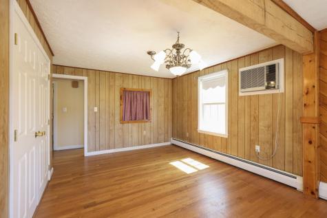 17 Moody Road Standish ME 04084