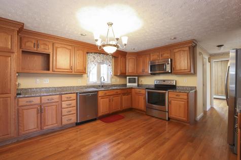 17 Moody Road Standish ME 04084
