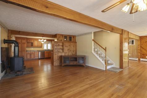 17 Moody Road Standish ME 04084