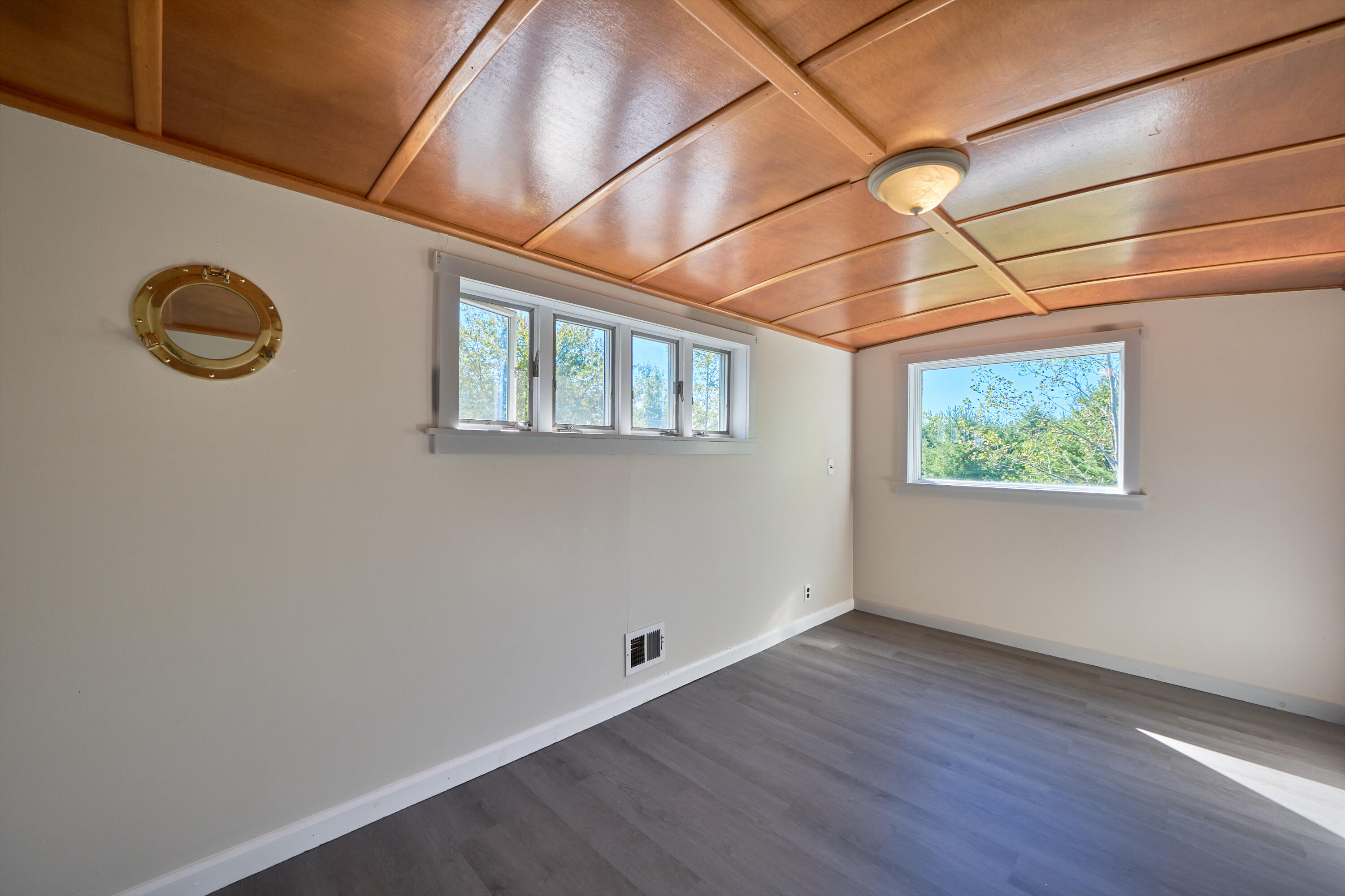 27 Rein Road Saint George ME 04859