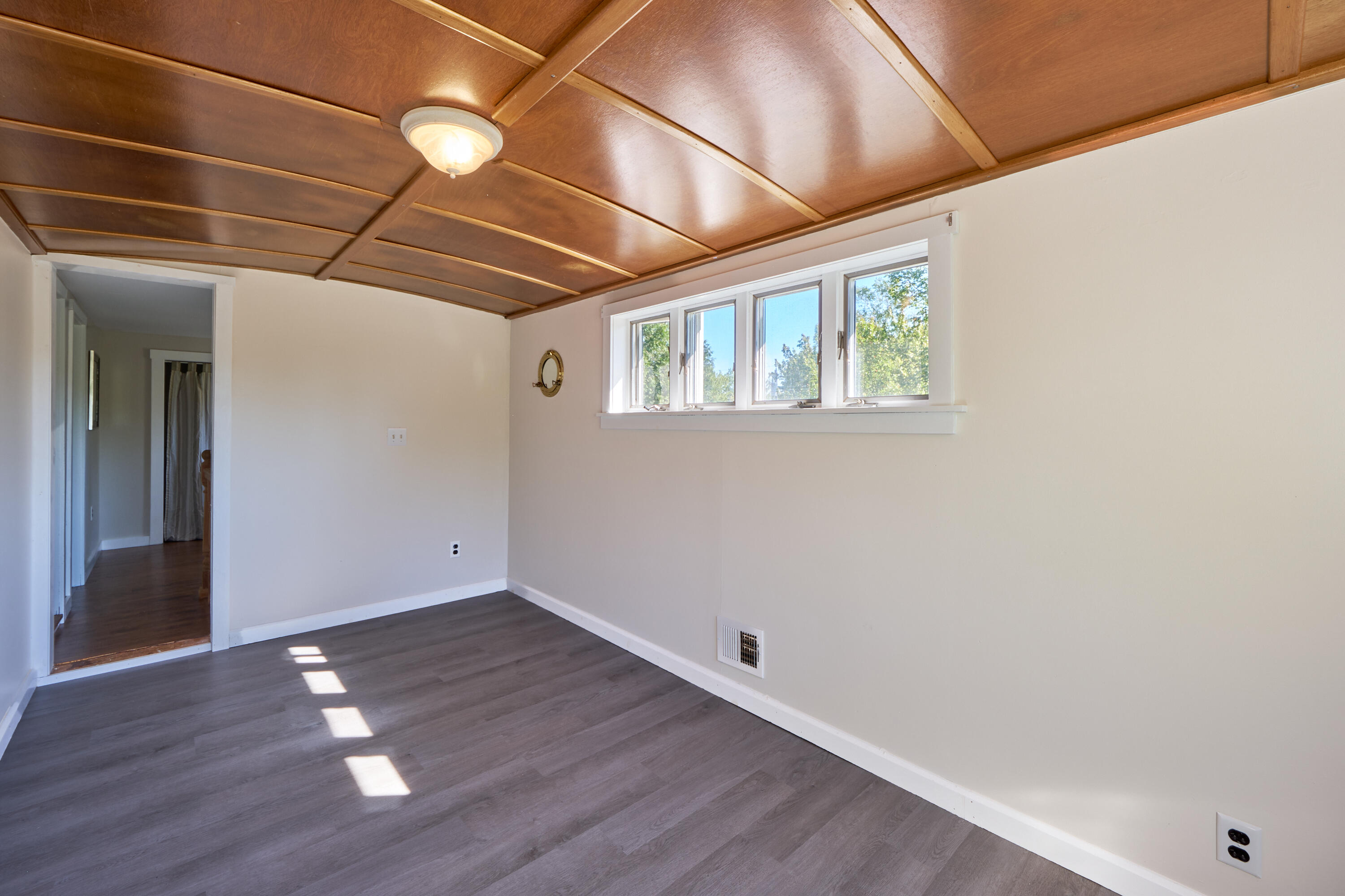 27 Rein Road Saint George ME 04859