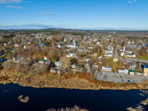 2 High Street Machias ME 04654