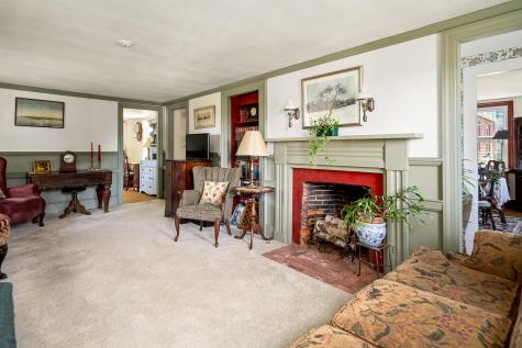5 Chestnut Street Vinalhaven ME 04863