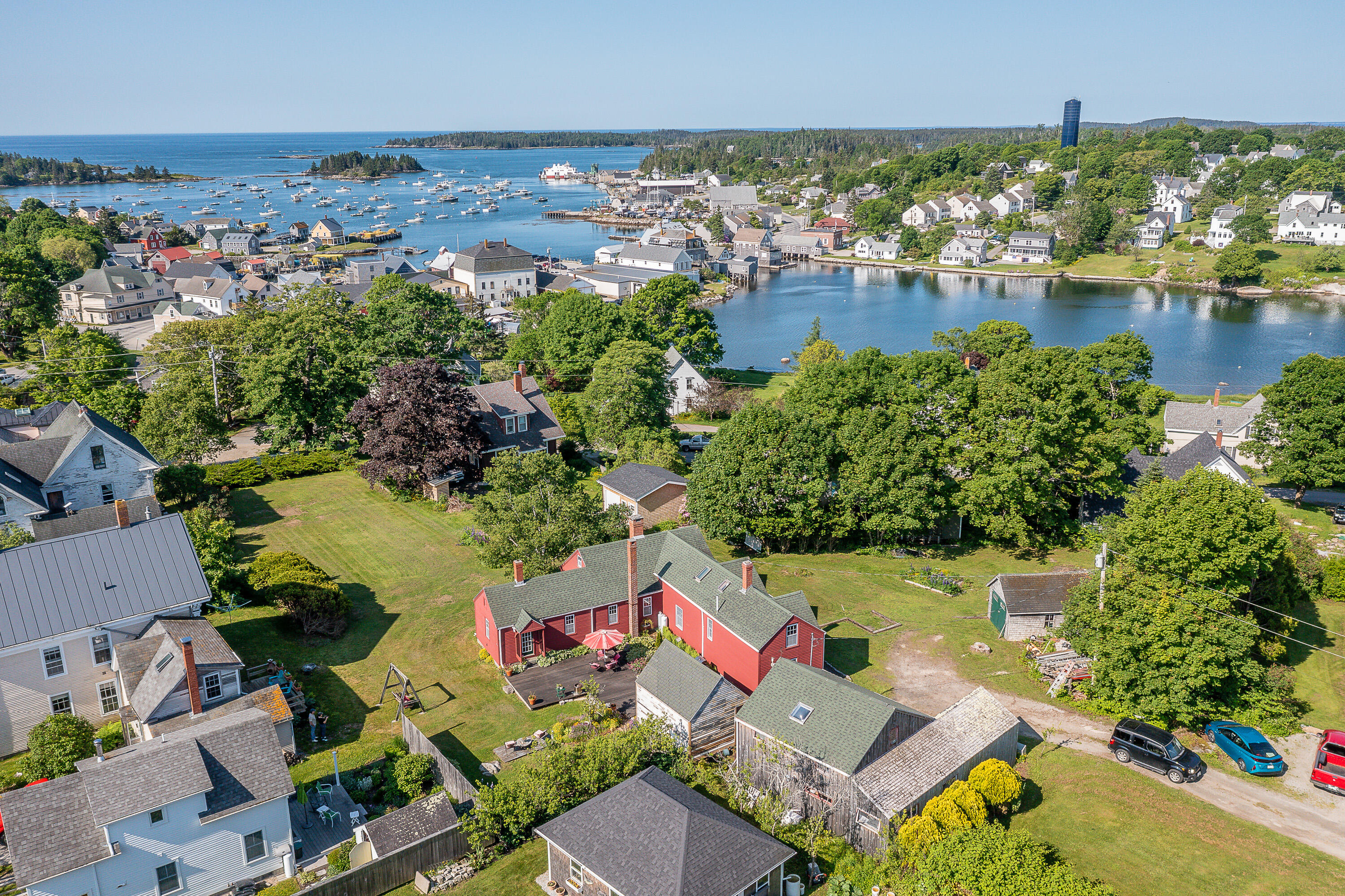 5 Chestnut Street Vinalhaven ME 04863