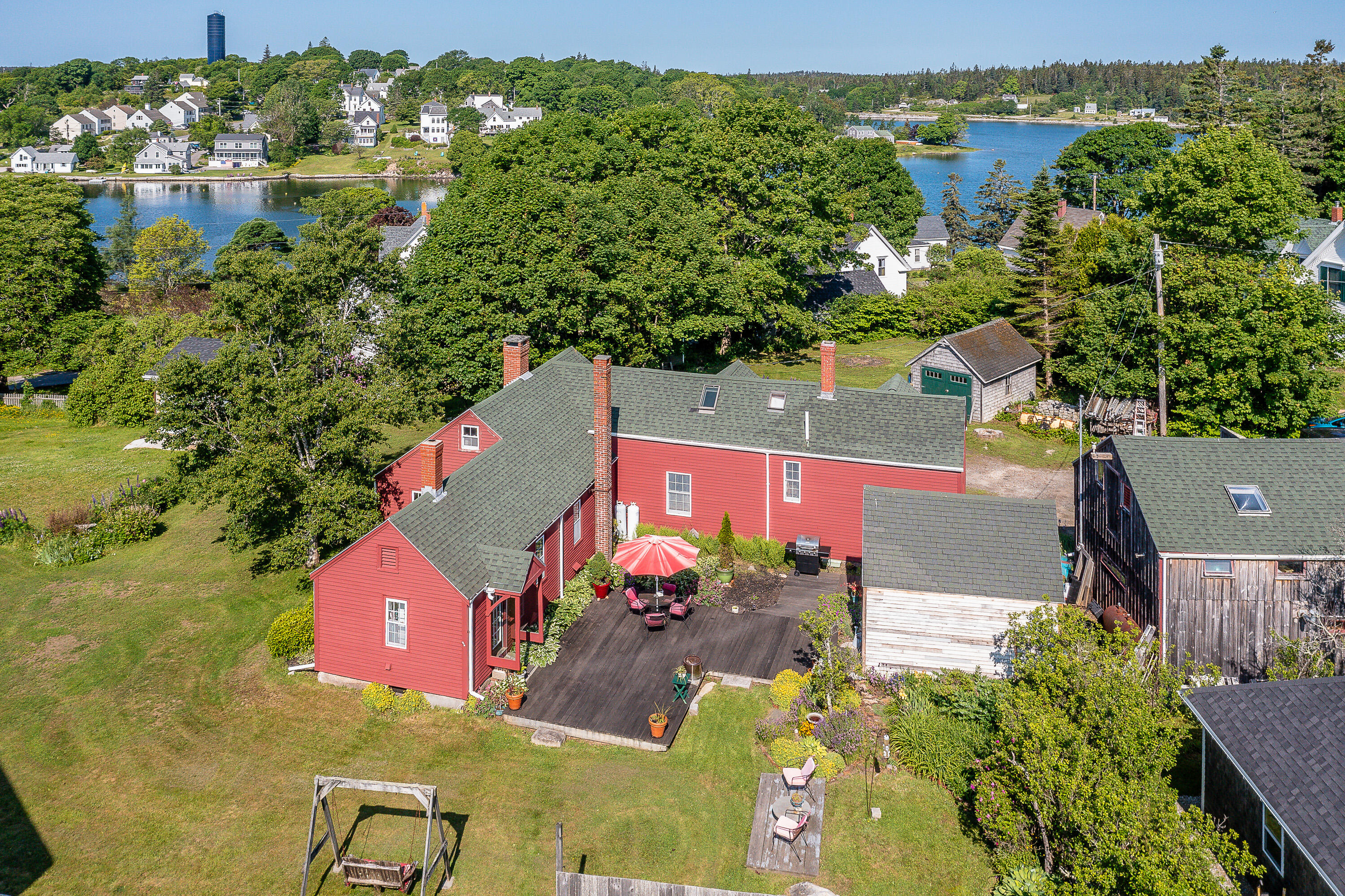 5 Chestnut Street Vinalhaven ME 04863
