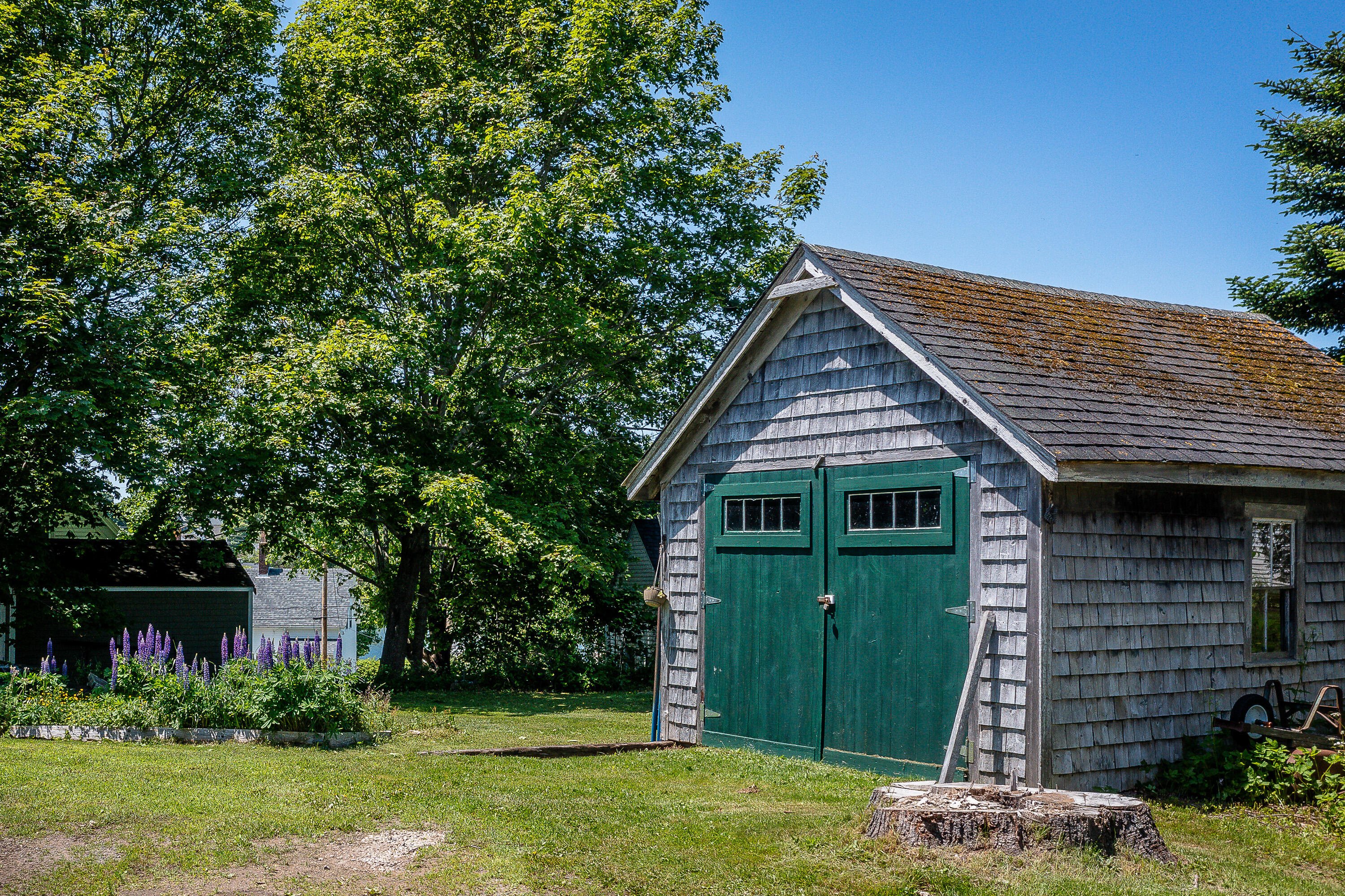 5 Chestnut Street Vinalhaven ME 04863