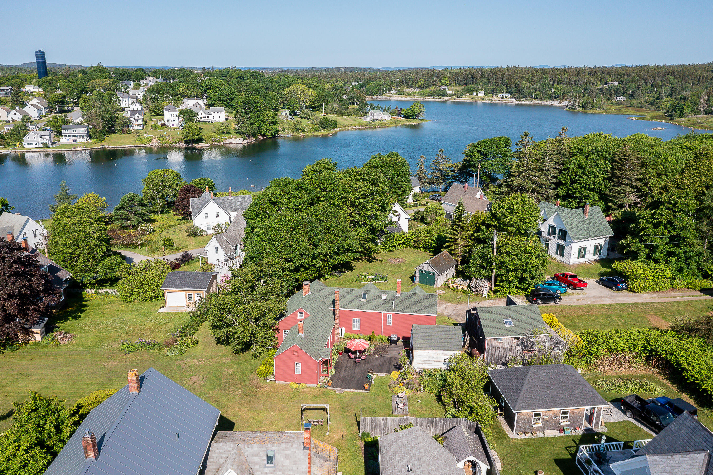 5 Chestnut Street Vinalhaven ME 04863