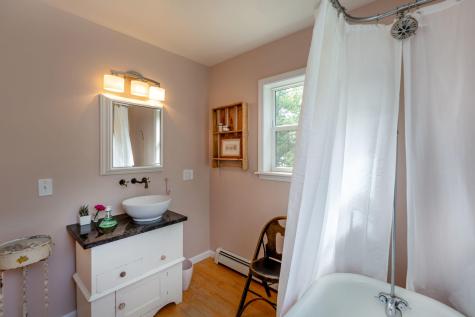 437 Barley Neck Road Woolwich ME 04579