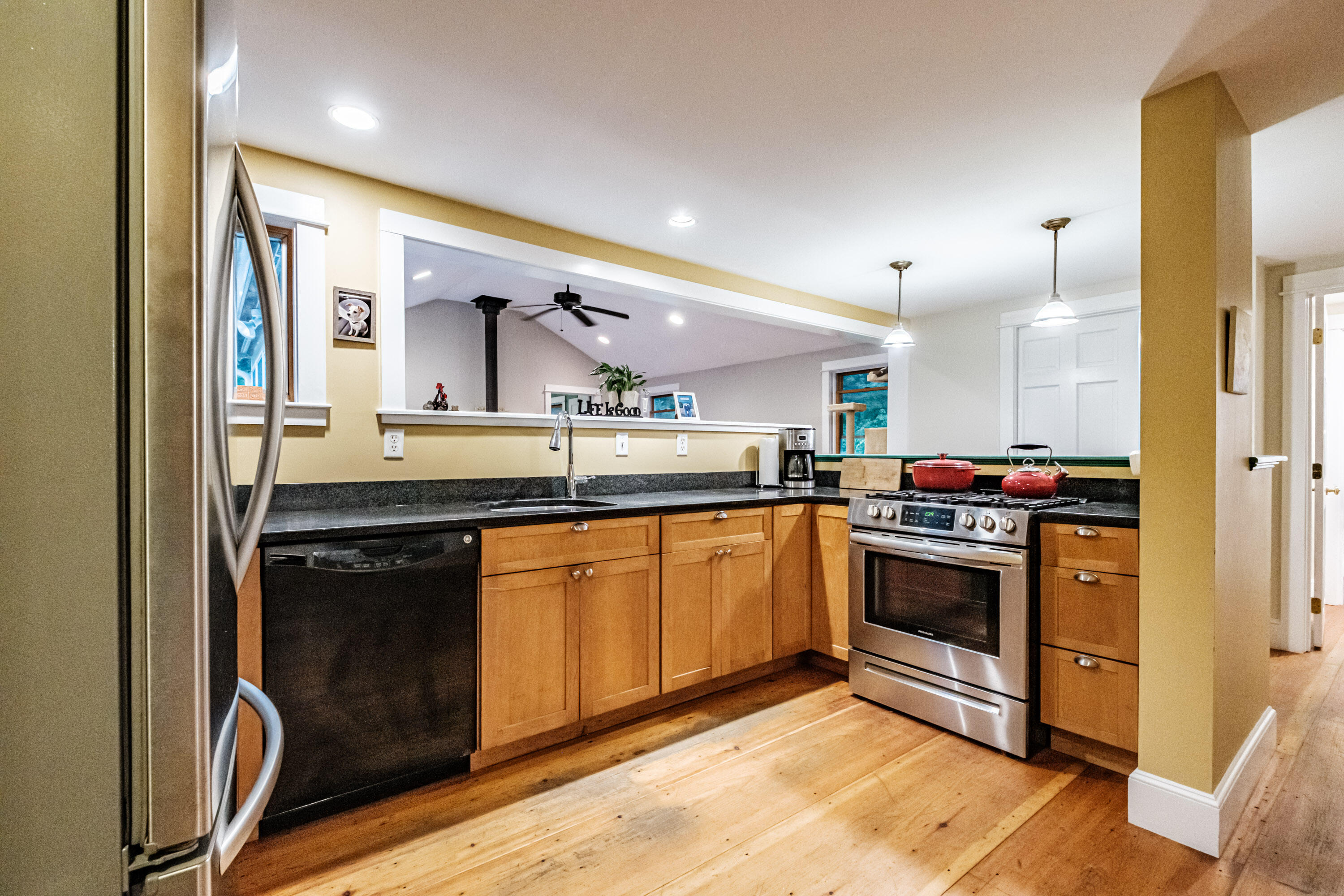 466 Ledge Road Yarmouth ME 04096