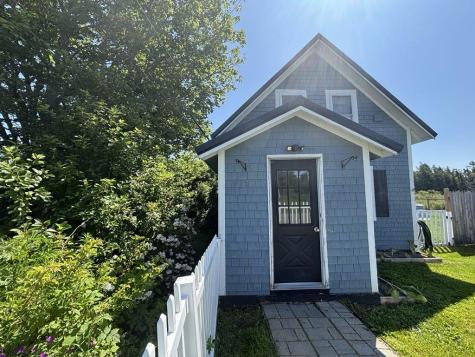 31 Feeney Street Jonesport ME 04649