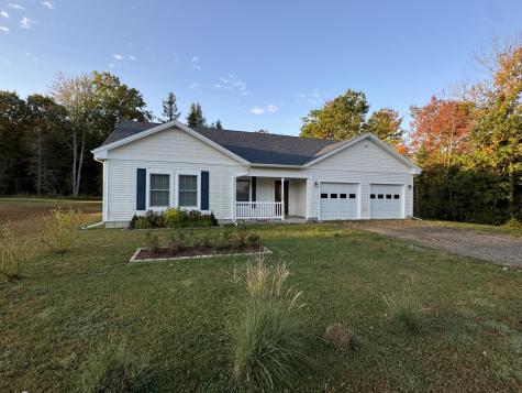 5 Chestnut Street Unity ME 04988