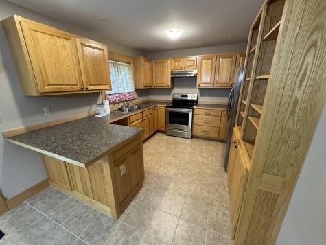 5 Chestnut Street Unity ME 04988