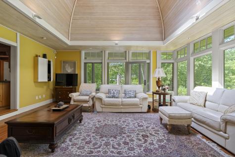 298 Ocean Avenue Kennebunkport ME 04046