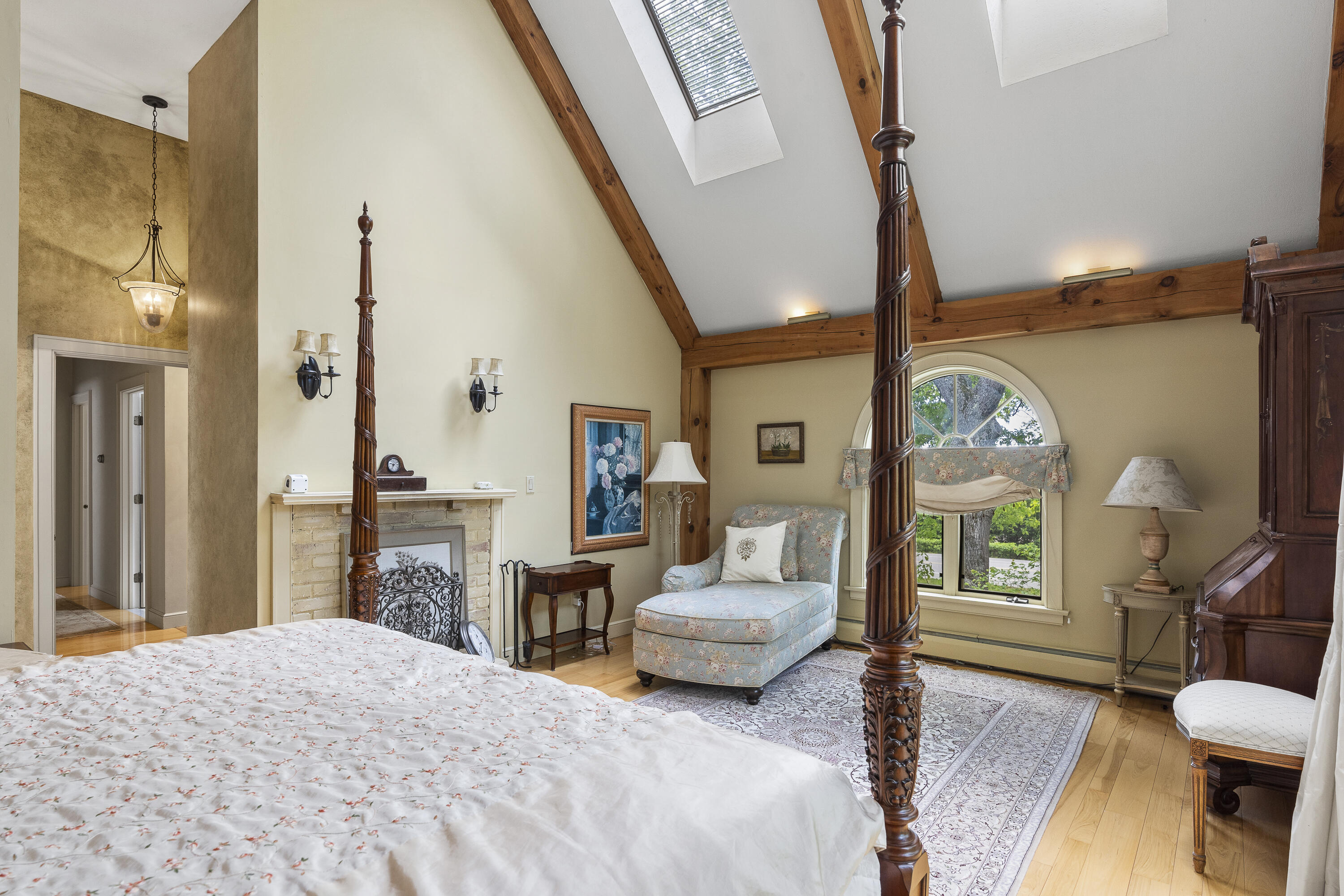 298 Ocean Avenue Kennebunkport ME 04046