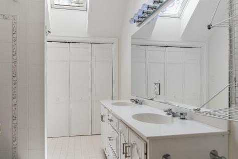 298 Ocean Avenue Kennebunkport ME 04046