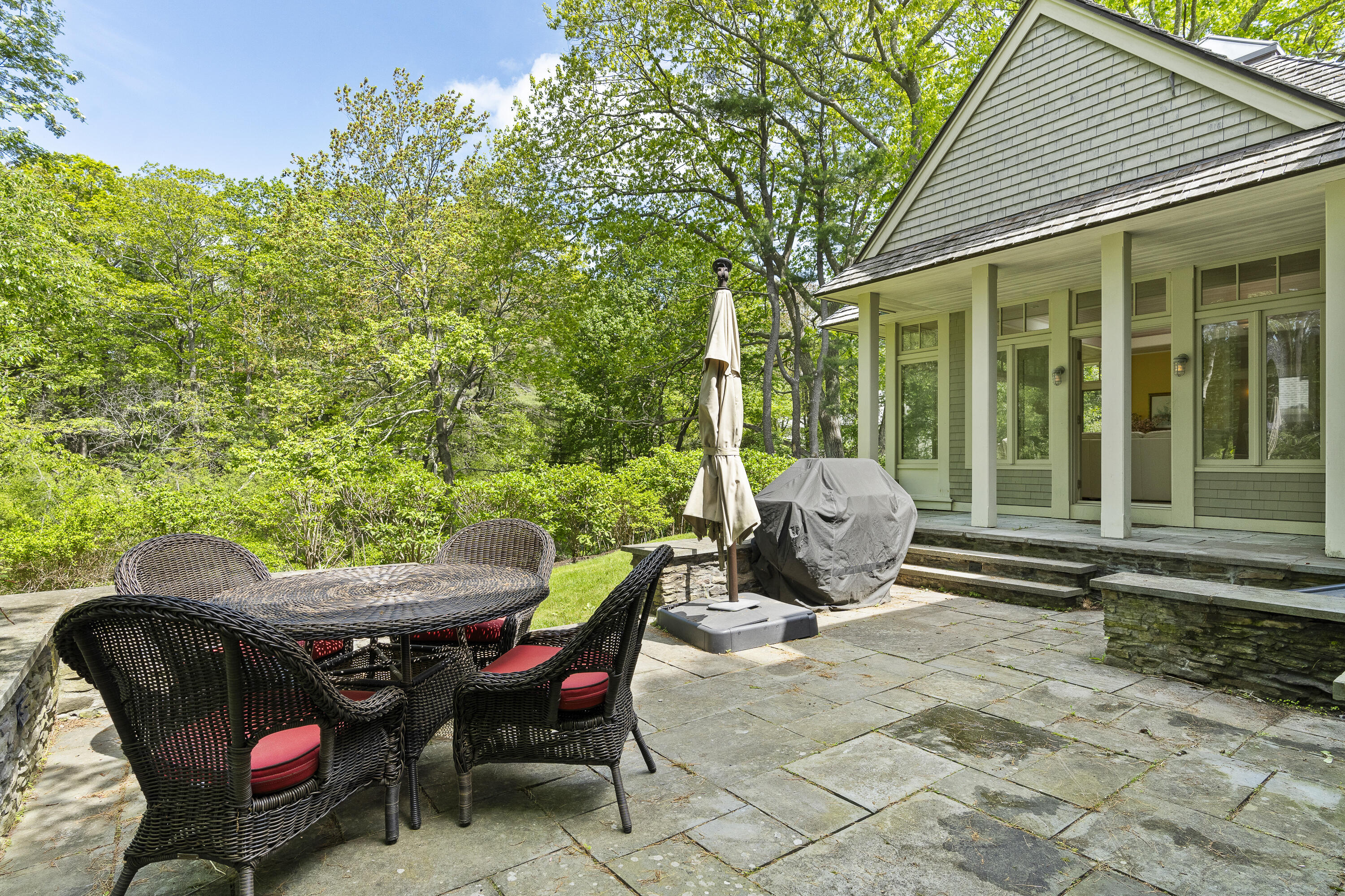 298 Ocean Avenue Kennebunkport ME 04046