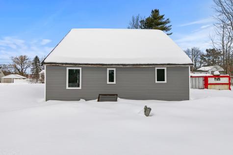 13 Snow Avenue Auburn ME 04210