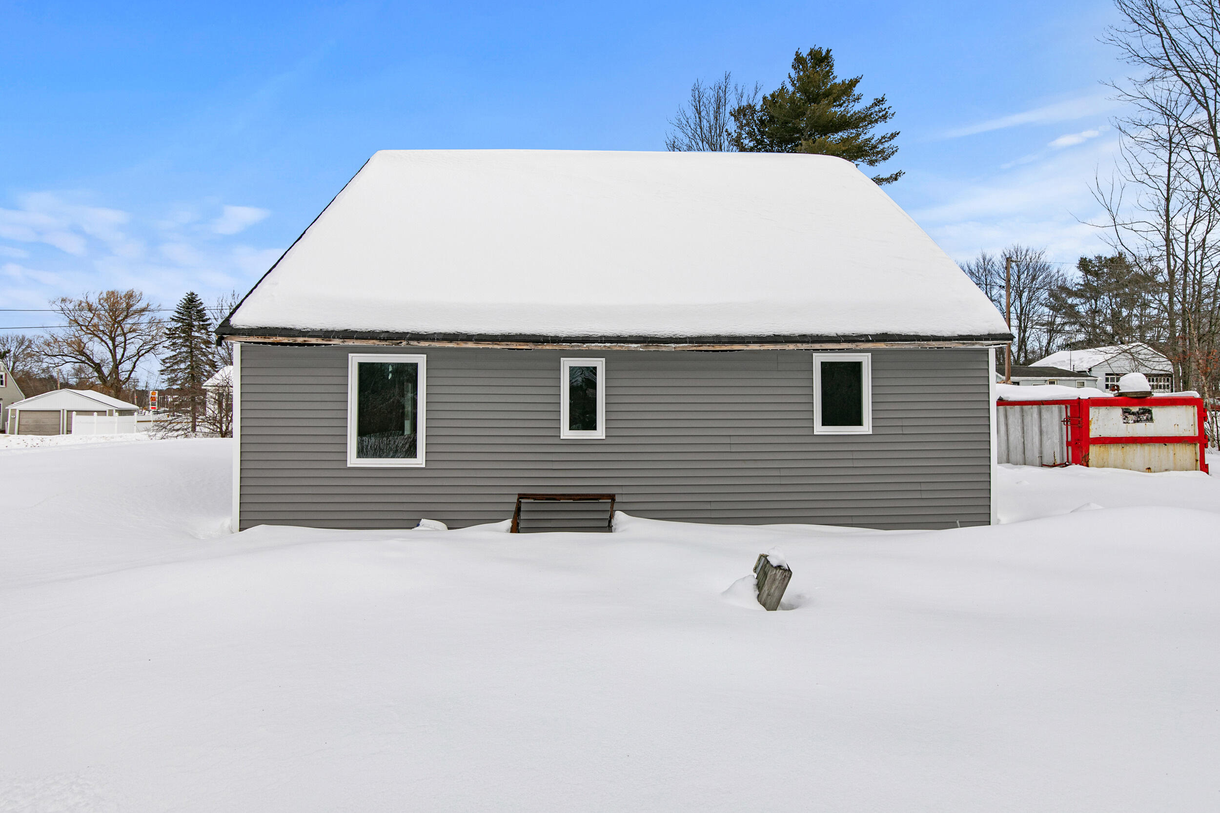 13 Snow Avenue Auburn ME 04210