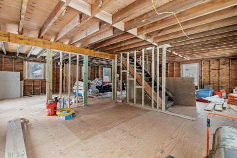 13 Snow Avenue Auburn ME 04210