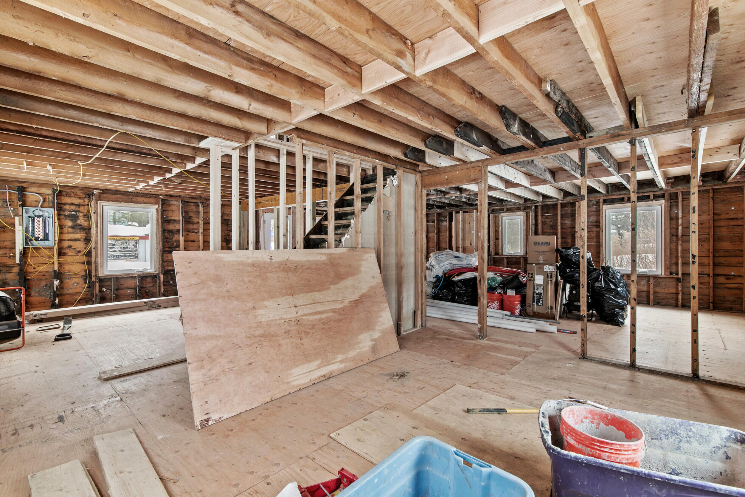 13 Snow Avenue Auburn ME 04210