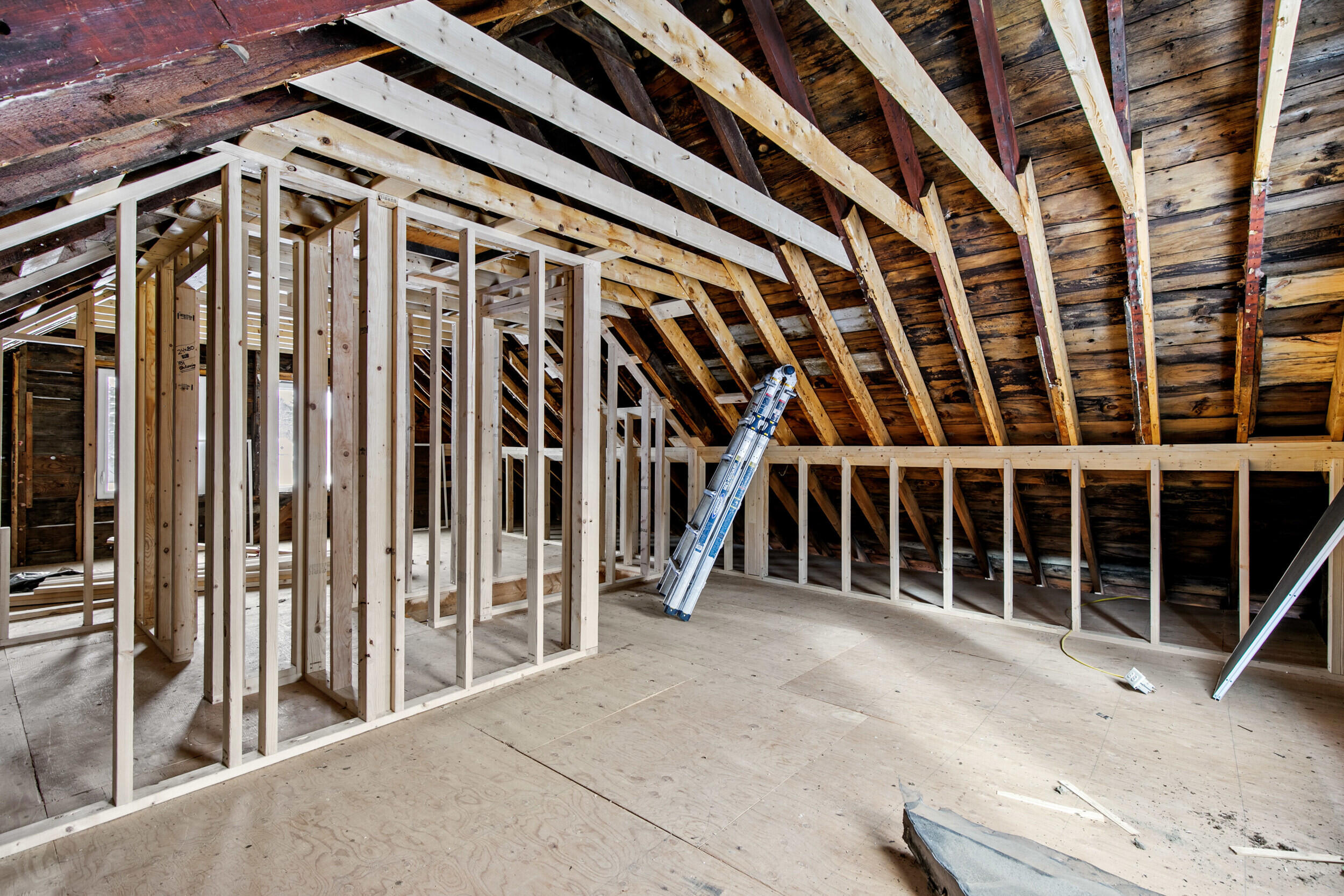 13 Snow Avenue Auburn ME 04210