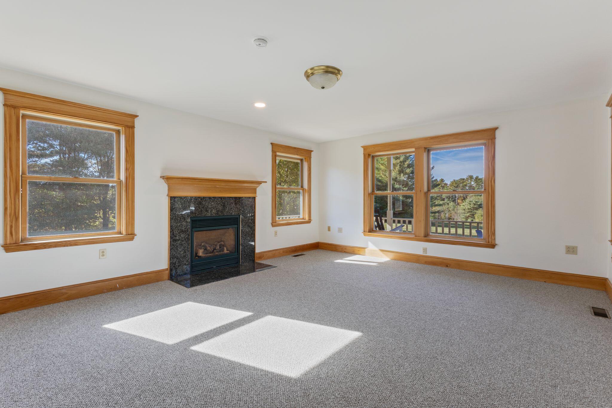 52 Shiloh Road Durham ME 04222