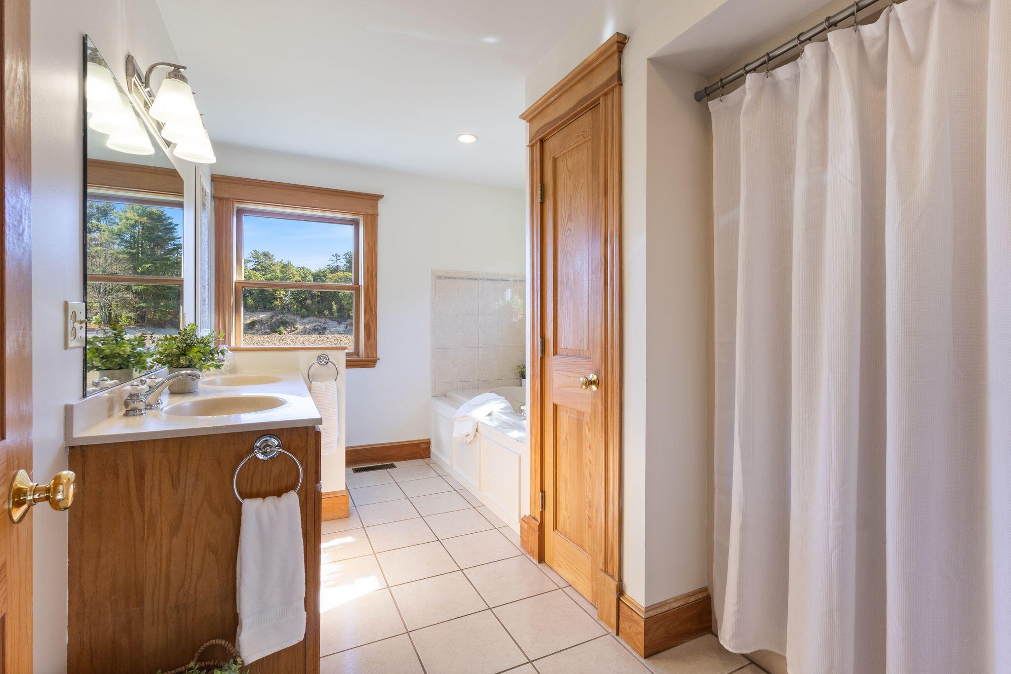 52 Shiloh Road Durham ME 04222