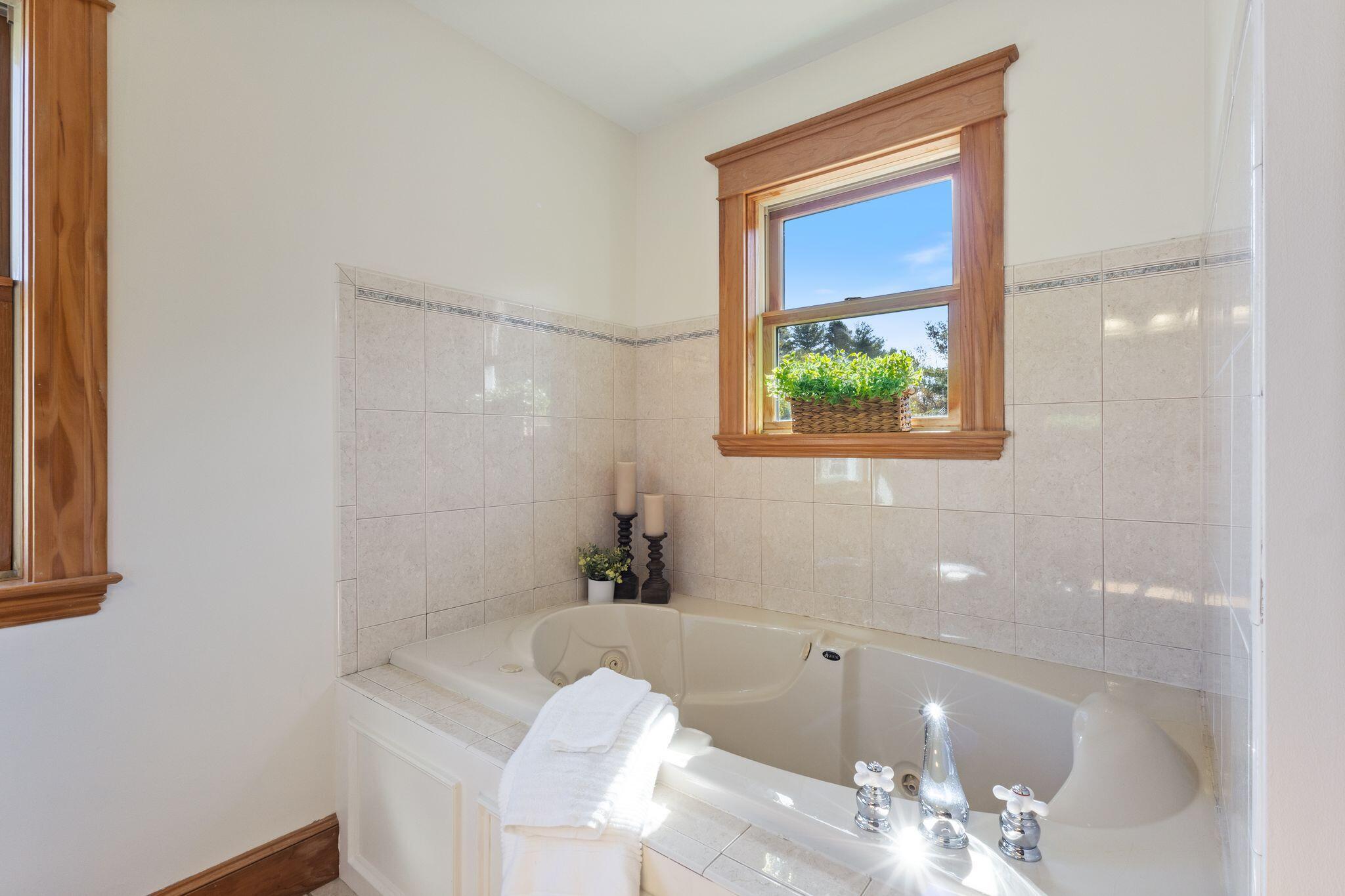 52 Shiloh Road Durham ME 04222