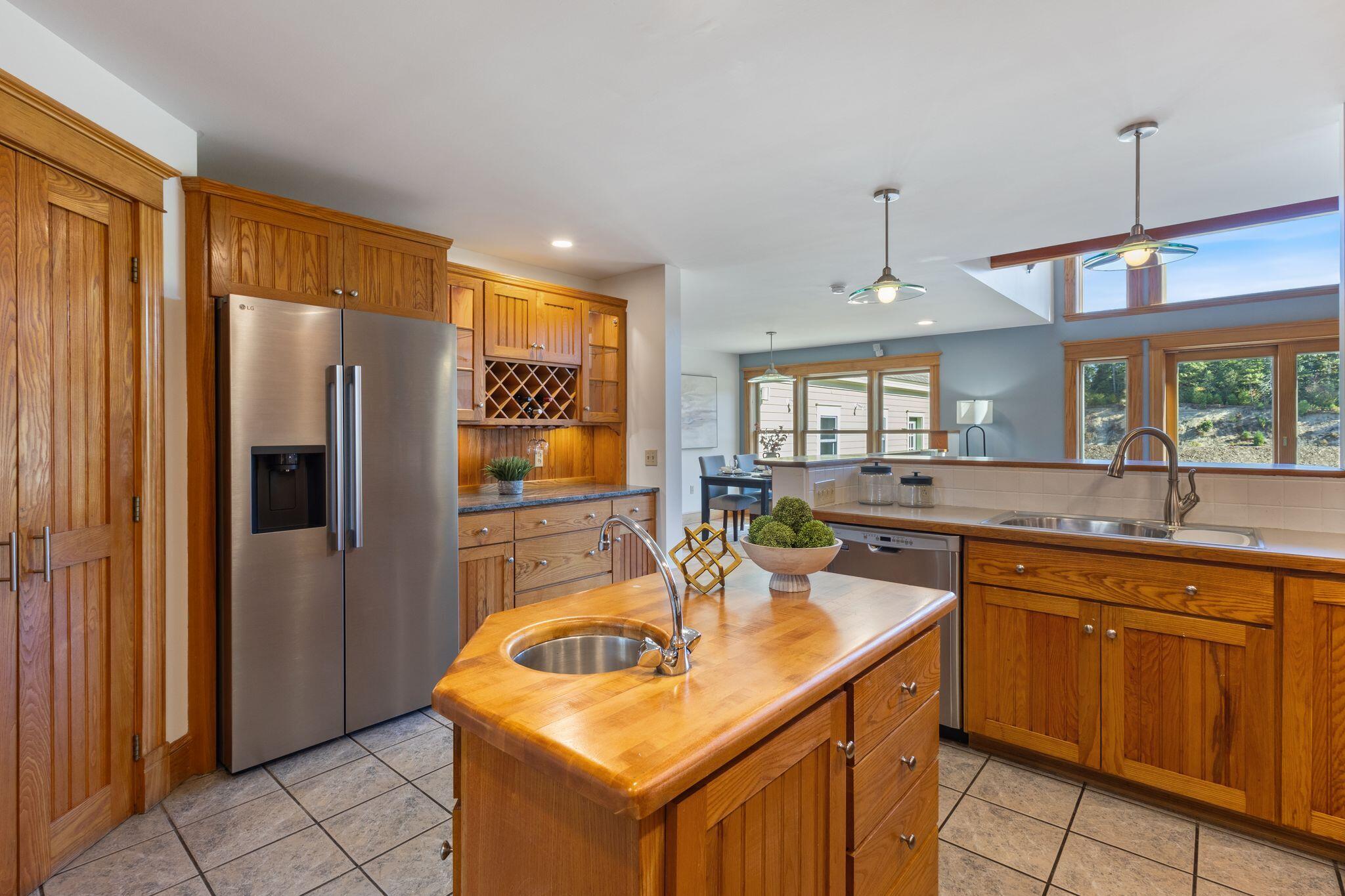 52 Shiloh Road Durham ME 04222