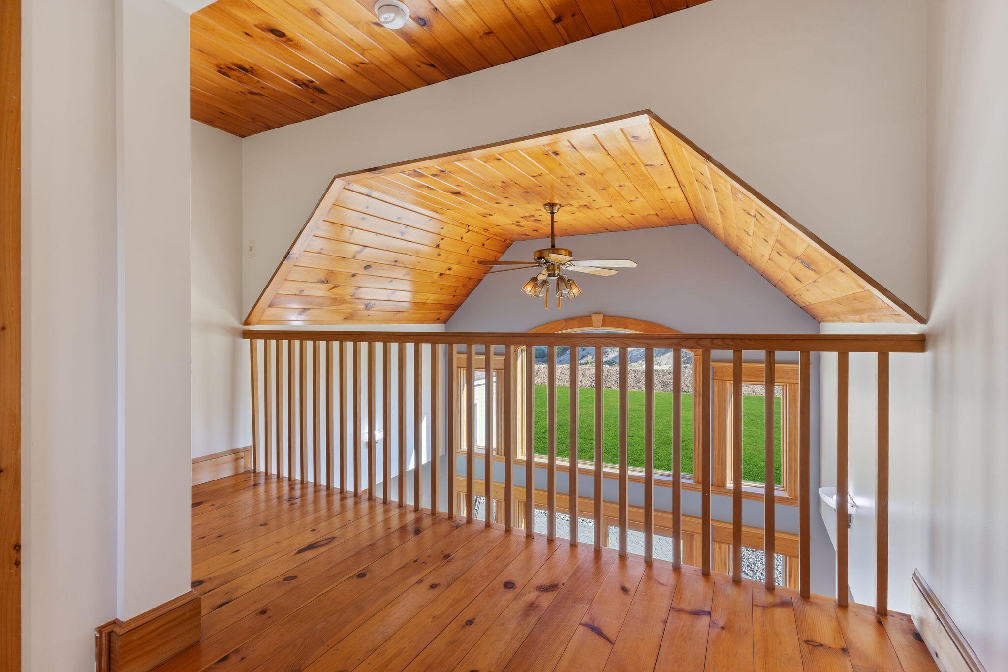 52 Shiloh Road Durham ME 04222