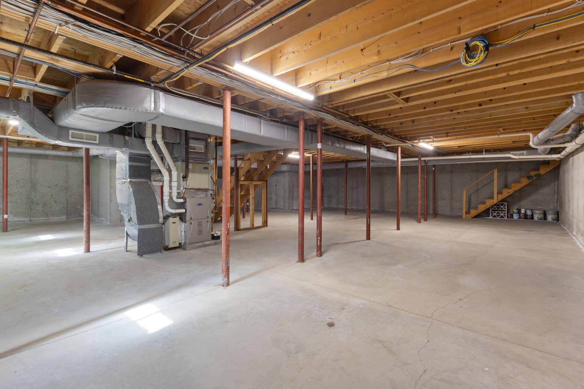 52 Shiloh Road Durham ME 04222