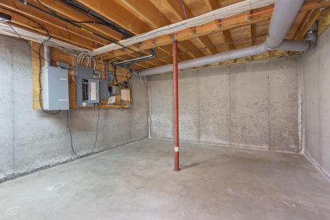 52 Shiloh Road Durham ME 04222