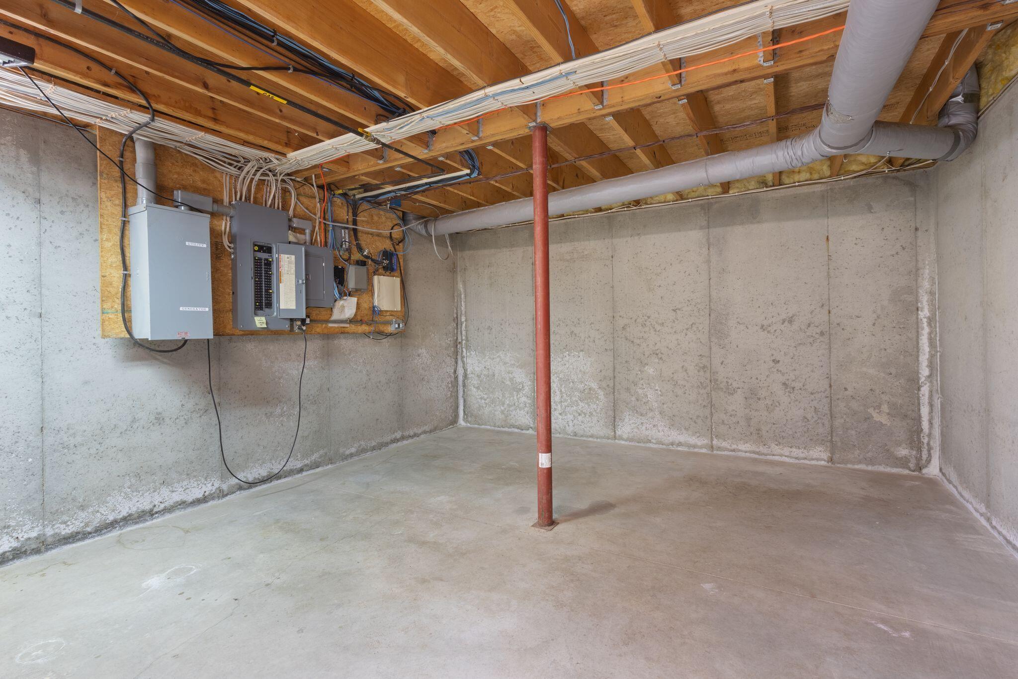 52 Shiloh Road Durham ME 04222