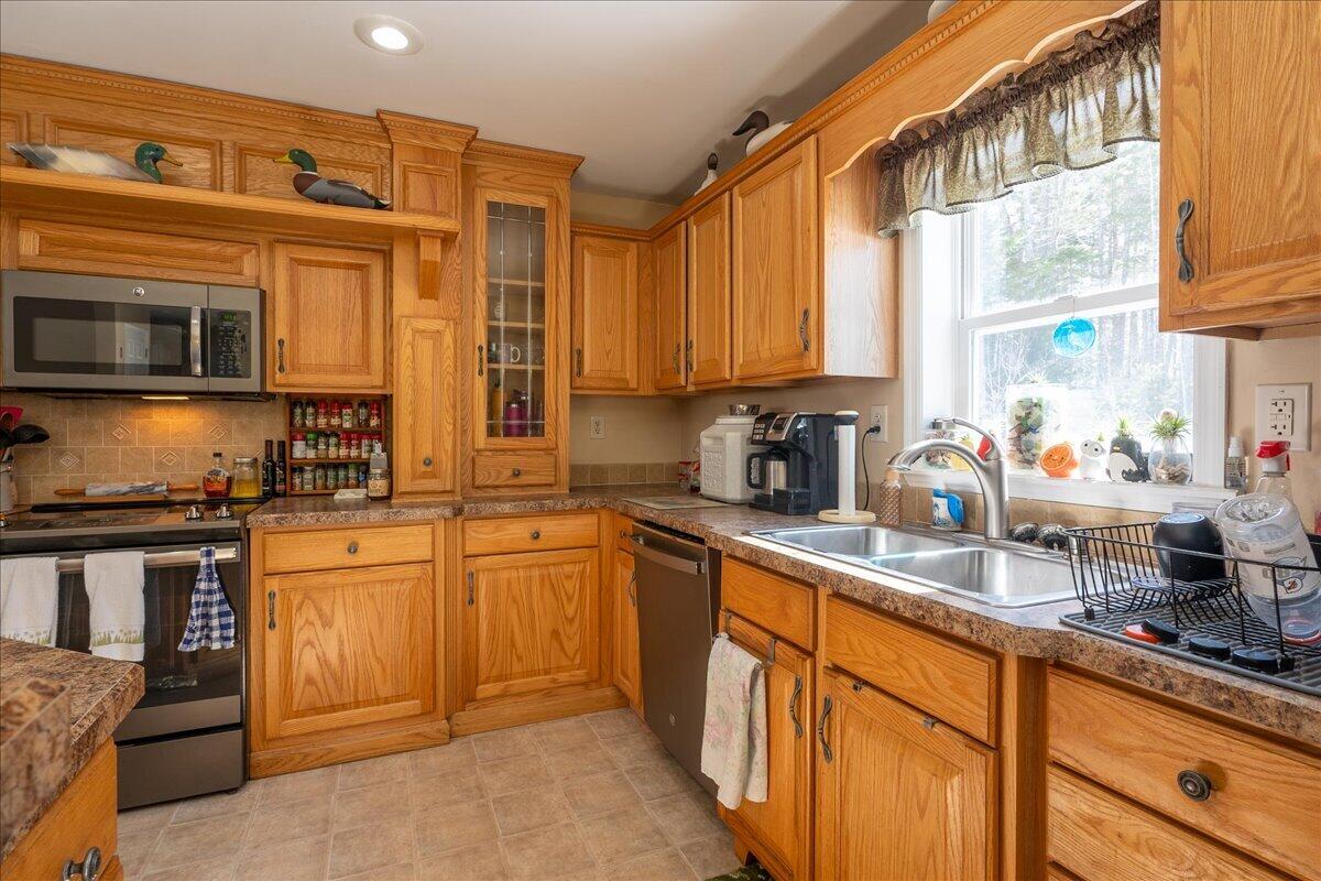 407 Waldoboro Road Friendship ME 04547