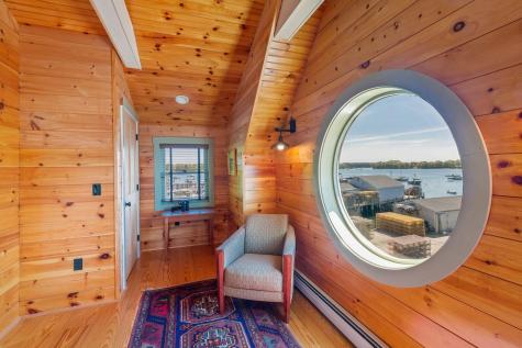 111 Davis Point Loop Friendship ME 04547