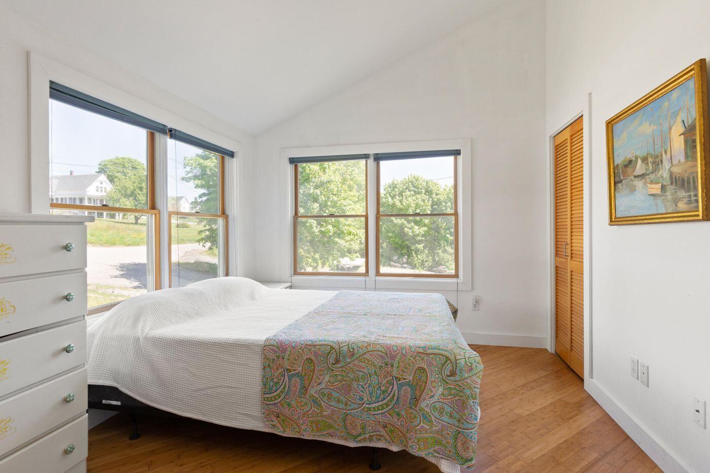 111 Davis Point Loop Friendship ME 04547