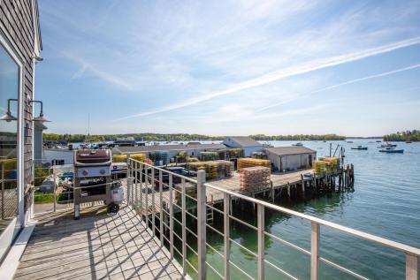 111 Davis Point Loop Friendship ME 04547