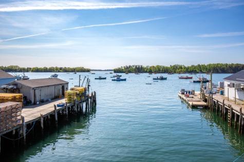 111 Davis Point Loop Friendship ME 04547