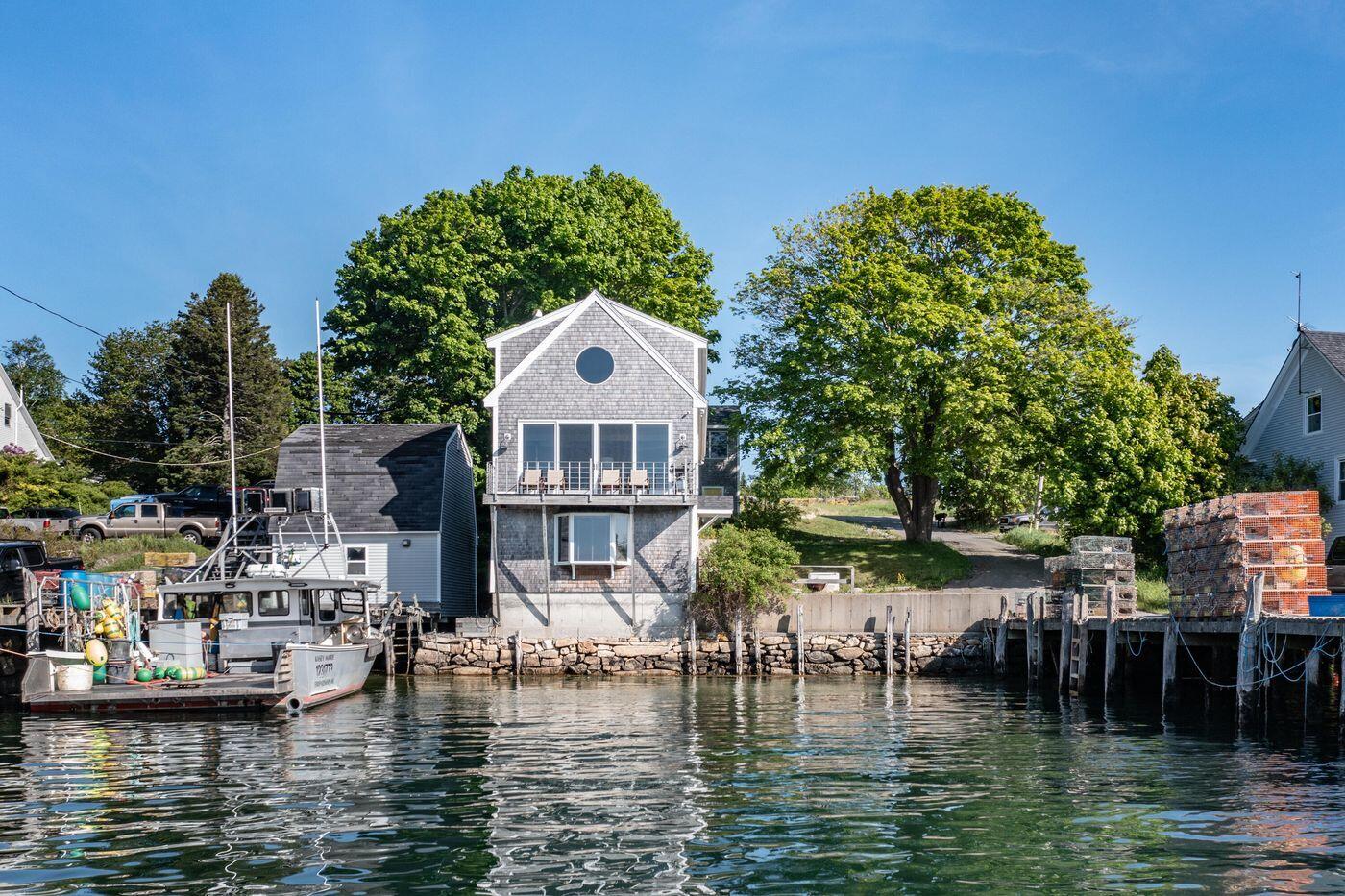 111 Davis Point Loop Friendship ME 04547