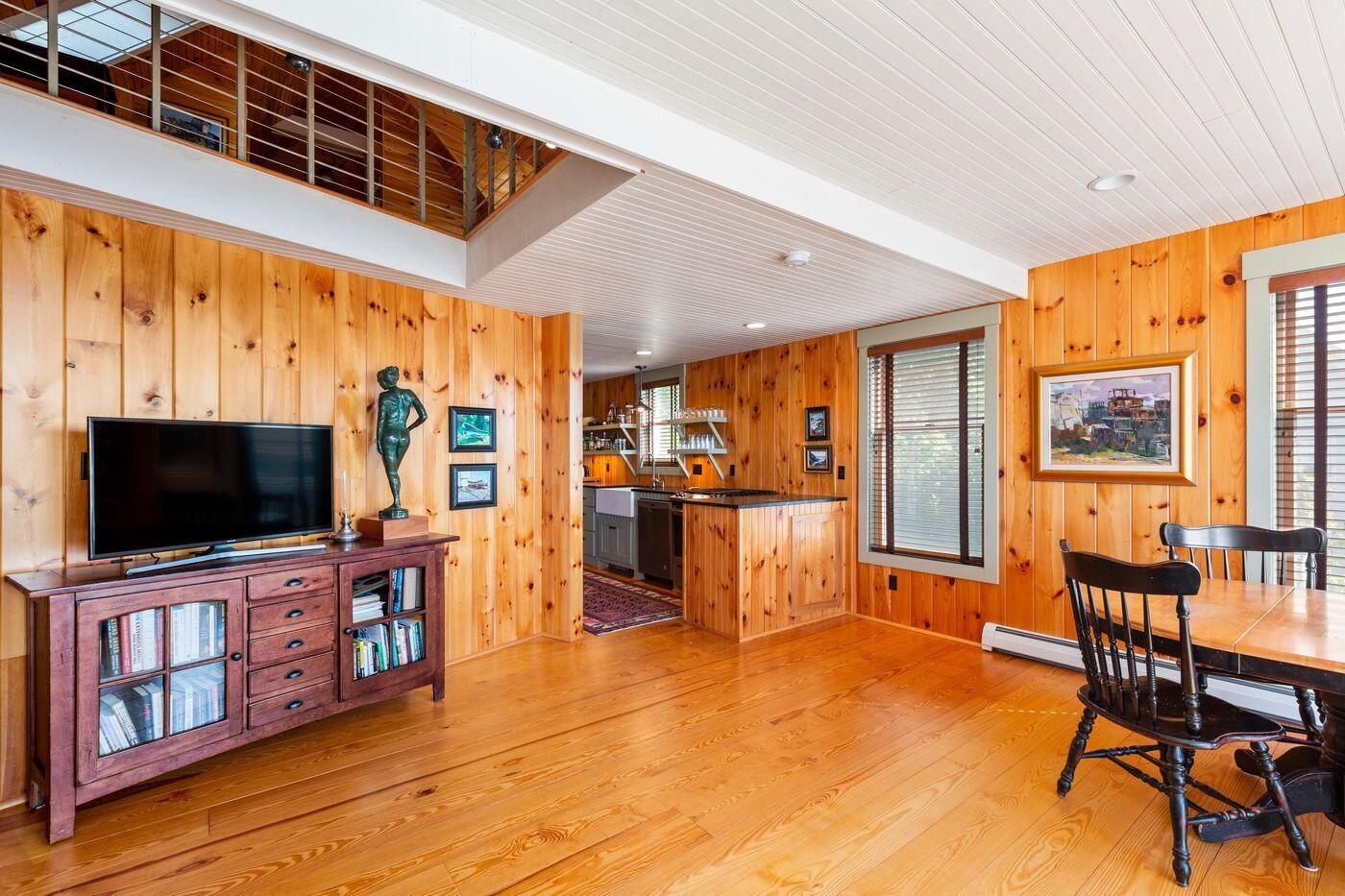 111 Davis Point Loop Friendship ME 04547