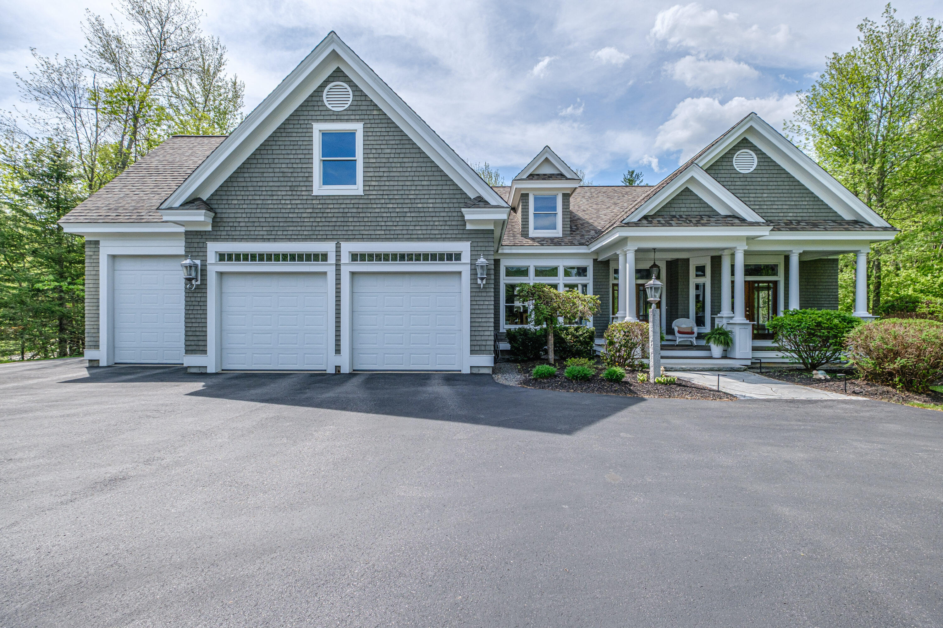 11 Silver Brook Circle Scarborough ME 04074
