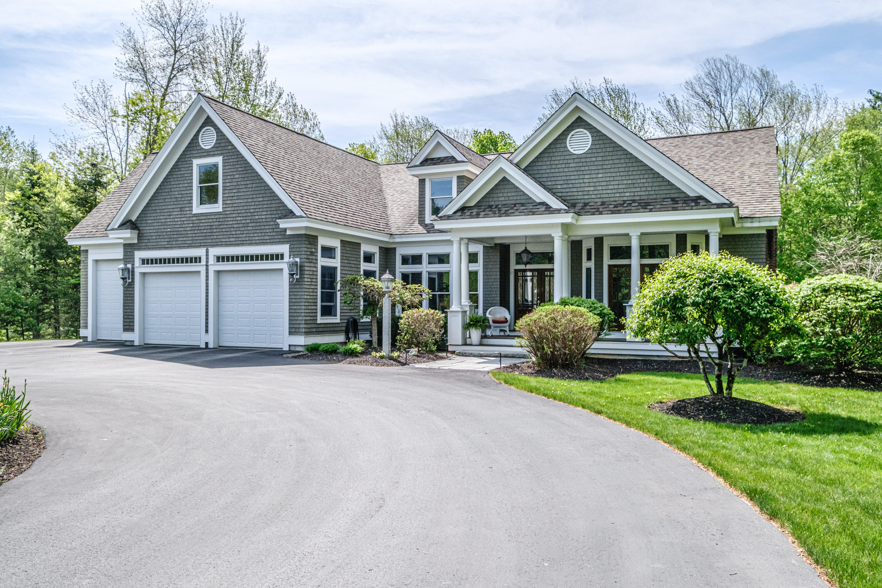 11 Silver Brook Circle Scarborough ME 04074