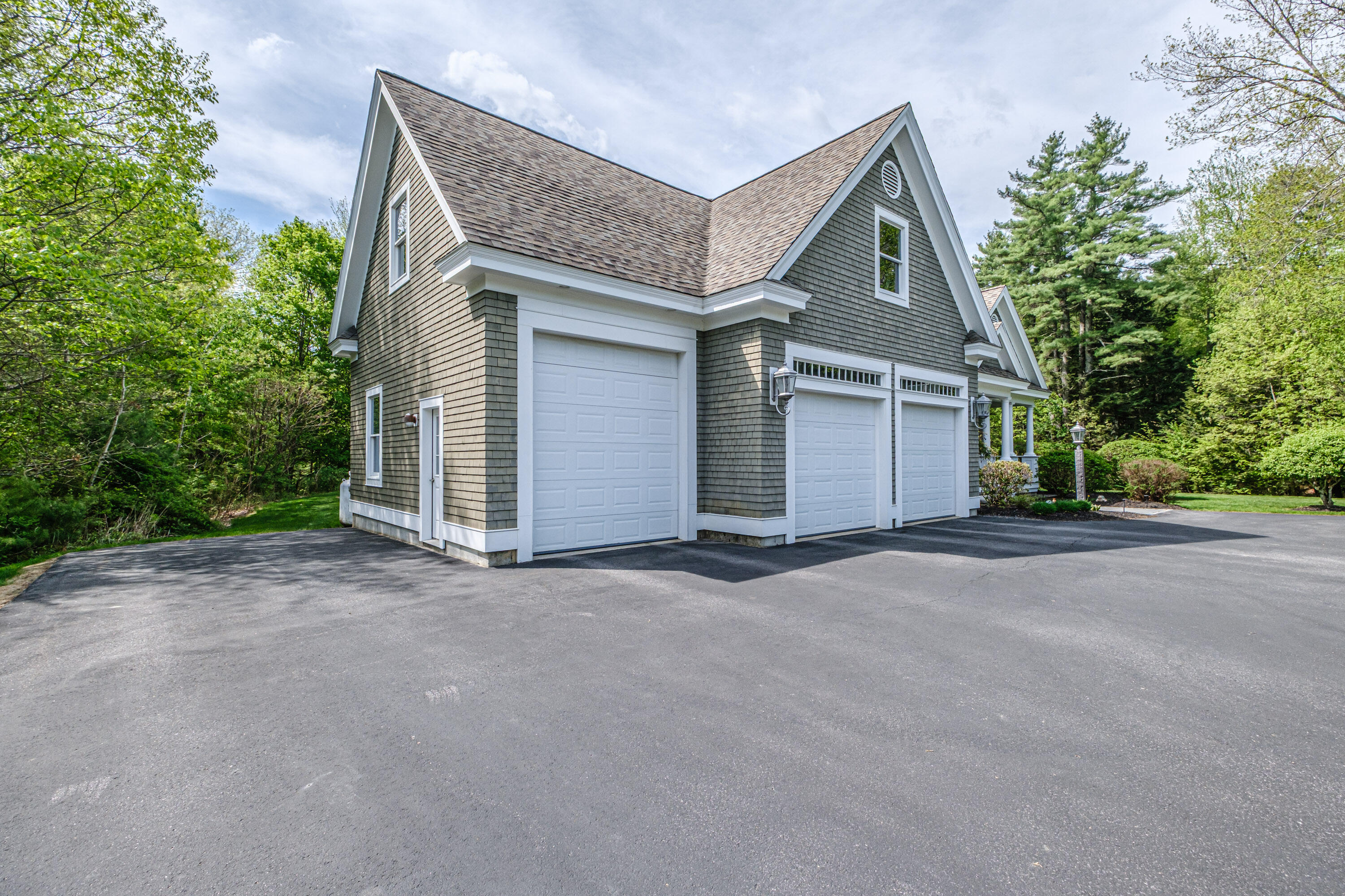 11 Silver Brook Circle Scarborough ME 04074