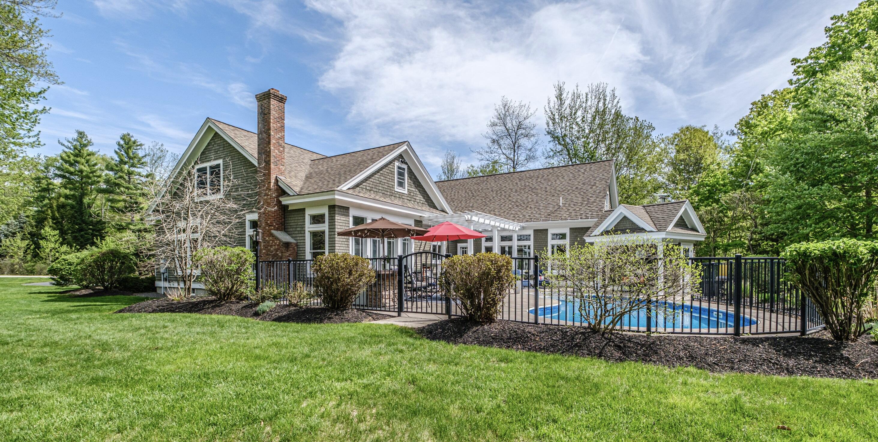 11 Silver Brook Circle Scarborough ME 04074
