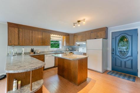 12 Nicholson Drive Wayne ME 04284