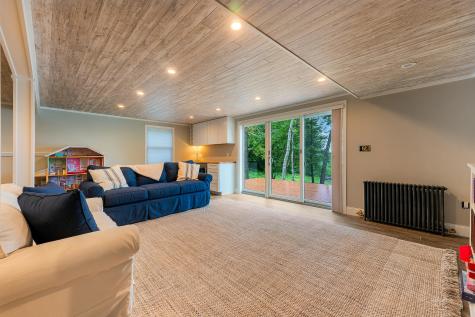 12 Nicholson Drive Wayne ME 04284