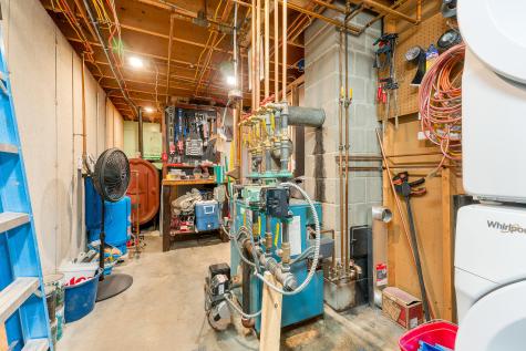 12 Nicholson Drive Wayne ME 04284