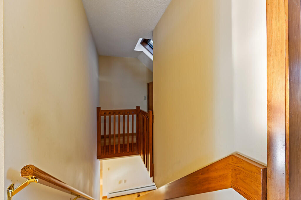 9 Snug Harbor Road Belgrade ME 04917